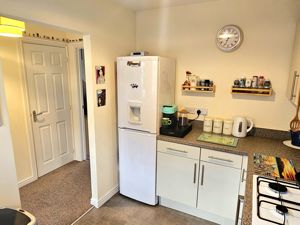 Kitchen- click for photo gallery